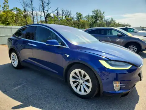 5YJXCBE22LF239017 — 2020 Tesla Model X, ფოტო 4, Copart 02.10.2026, გვერდითი ნაწილი