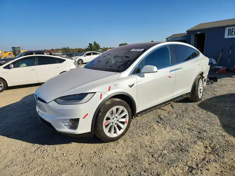 5YJXCBE23LF228852 — 2020 Tesla Model X, Tył (Rear End), zdjęć przed naprawą
