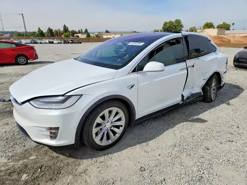 5YJXCDE21MF323679 — 2021 Tesla Model X, გვერდითი ნაწილი (Side), ფოტოები შეკეთებამდე