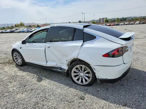 5YJXCDE21MF323679 — 2021 Tesla Model X, ფოტო 2, Copart 28.10.2026, გვერდითი ნაწილი