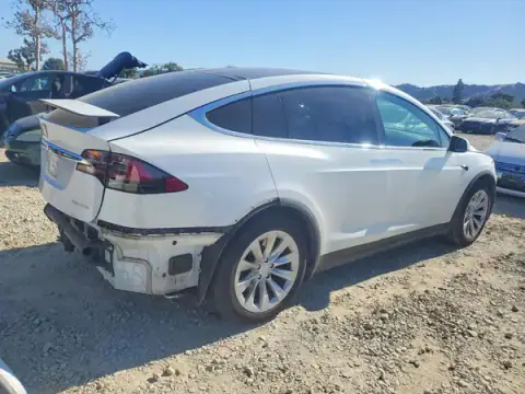 5YJXCBE25MF311474 — 2021 Tesla Model X, zdjęcie 3 z Copart, Tył