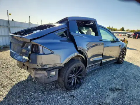 7SAXCAE5XNF363398 — 2022 Tesla Model X, photo 3 from Copart, Rear end