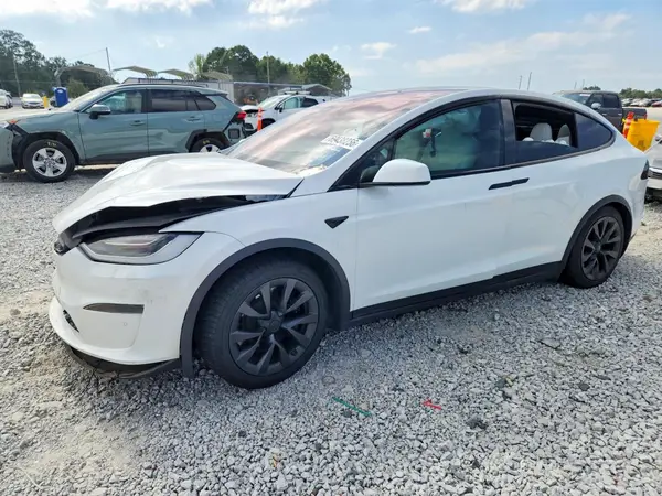 7SAXCBE69NF359938 — 2022 Tesla Model X, Передняя часть (Front End), фото до ремонта