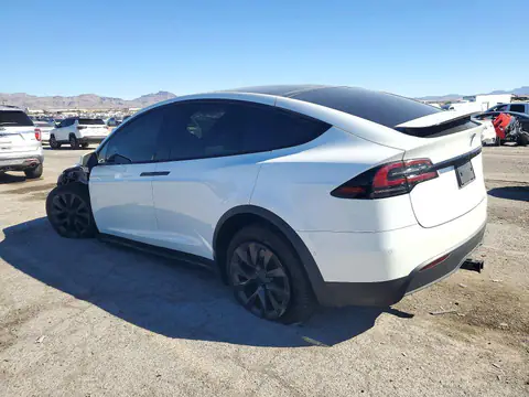 7SAXCDE5XNF343976 — 2022 Tesla Model X, photo 2 from Copart 22.10.2026, Front end