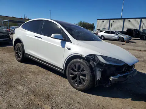 7SAXCDE5XNF343976 — 2022 Tesla Model X, photo 4 from Copart 22.10.2026, Front end