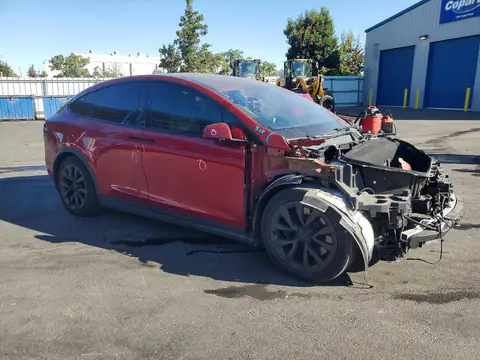 7SAXCBE58PF416897 — 2023 Tesla Model X, фото 4 с аукциона Copart 13.10.2026, Передняя часть