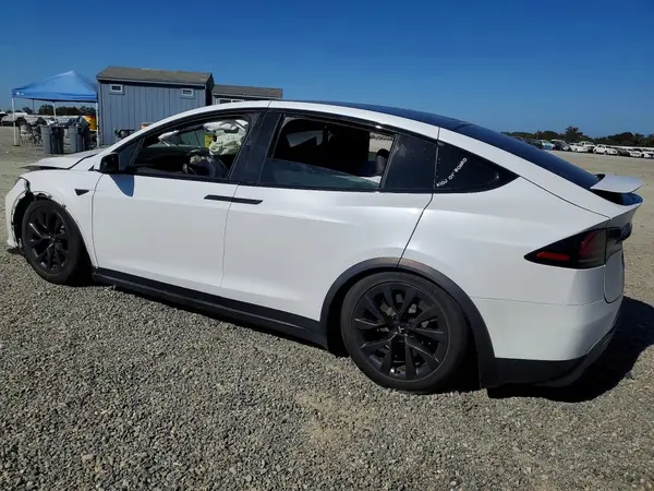 7SAXCAE5XPF413722 — 2023 Tesla Model X, photo 2 from Copart, Front end