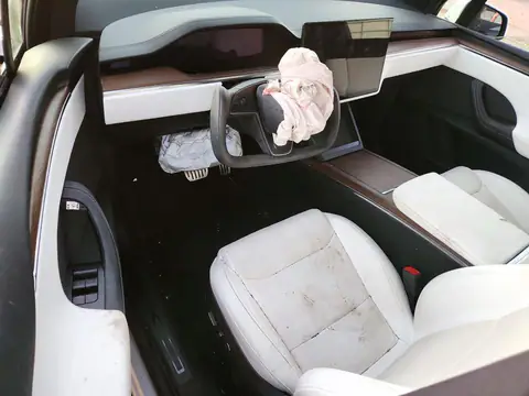 7SAXCAE54PF368261 — 2023 Tesla Model X, zdjęcie 8 z Copart, Przód