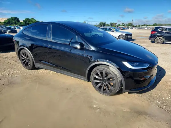 7SAXCDE5XRF455327 — 2024 Tesla Model X, фото 4 с аукциона Copart, Подтопление