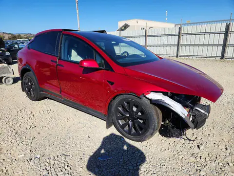 7SAXCBE56SF469140 — 2025 Tesla Model X, фото 4 с аукциона Copart 29.09.2026, Передняя часть