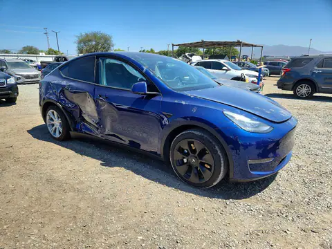 5YJYGDEE6LF054080 — 2020 Tesla Model Y, photo 4 from Copart 16.10.2026, Side