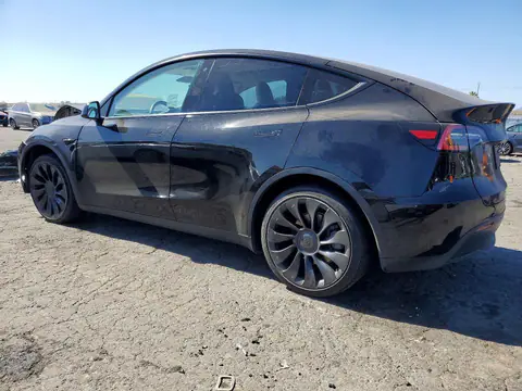 5YJYGDEE3LF051556 — 2020 Tesla Model Y, foto 2 de Copart 22.10.2026, Parte delantera