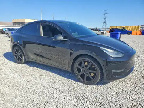 5YJYGDEE6LF031401 — 2020 Tesla Model Y, фото 4 с аукциона Copart, вандализм