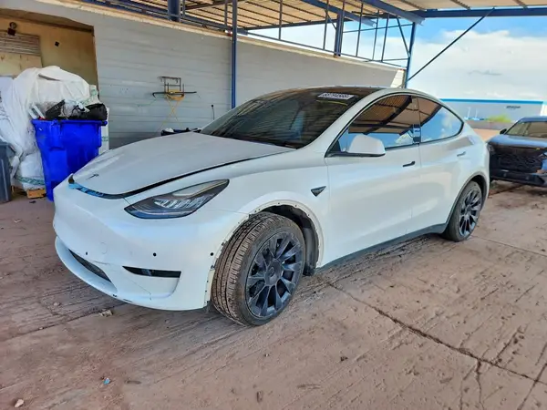5YJYGDEE4LF037357 — 2020 Tesla Model Y, Передняя часть (Front End), фото до ремонта