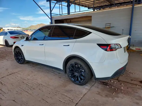 5YJYGDEE4LF037357 — 2020 Tesla Model Y, фото 2 с аукциона Copart 07.10.2026, Передняя часть