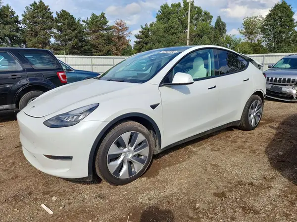 5YJYGDEE8LF020898 — 2020 Tesla Model Y, Задняя часть (Rear End), фото до ремонта
