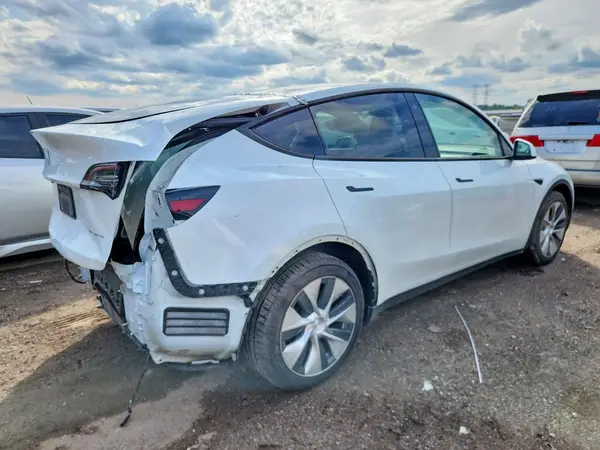 5YJYGDEE8LF020898 — 2020 Tesla Model Y, фото 3 с аукциона Copart 08.10.2026, Задняя часть