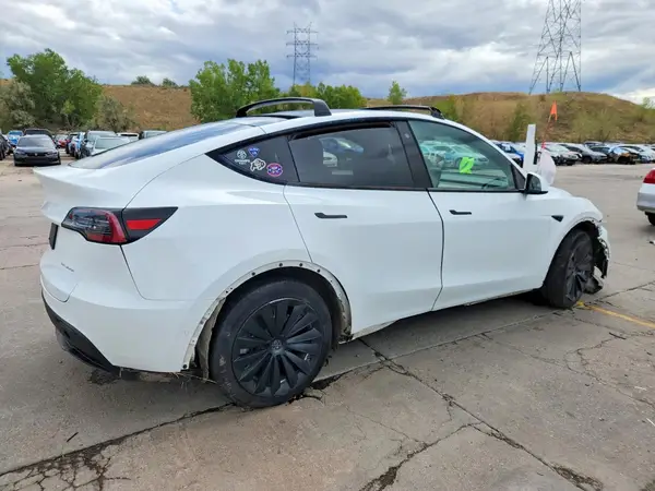 5YJYGDEE6LF006725 — 2020 Tesla Model Y, photo 3 from Copart, Front end