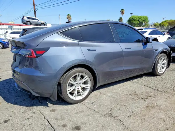 5YJYGDEE8LF021730 — 2020 Tesla Model Y, фото 3 с аукциона Copart, Передняя часть