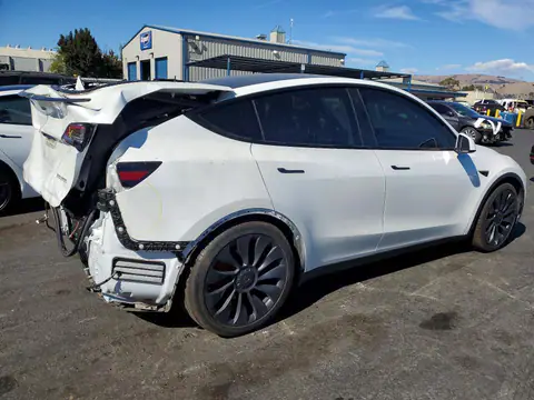 2020 Tesla Model Y VIN 5YJYGDEF1LF033694 фото 3