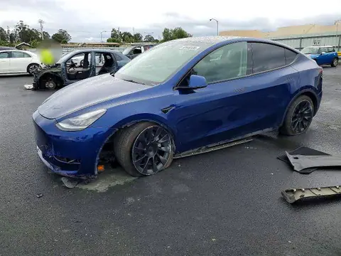 2021 Tesla Model Y VIN 5YJYGDEE1MF183331 фото 1