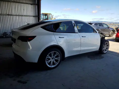 2021 Tesla Model Y VIN 5YJYGDEE2MF161810 фото 3