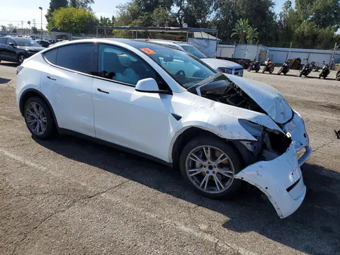 5YJYGDEEXMF069523 — 2021 Tesla Model Y, photo 4 from Copart 16.10.2026, Front end