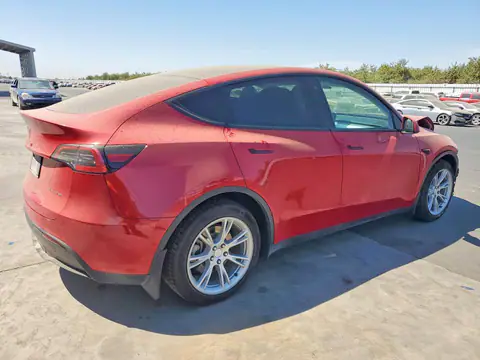 5YJYGDEE5MF298000 — 2021 Tesla Model Y, photo 3 from Copart 15.10.2026, Front end