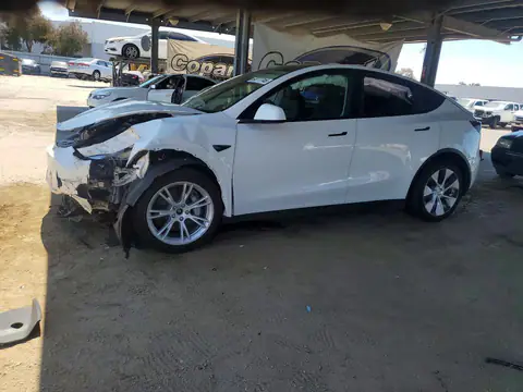 5YJYGDEE9MF150254 Tesla Model Y 2021 — დაზიანება წინა ნაწილი, ფოტო შეკეთებამდე