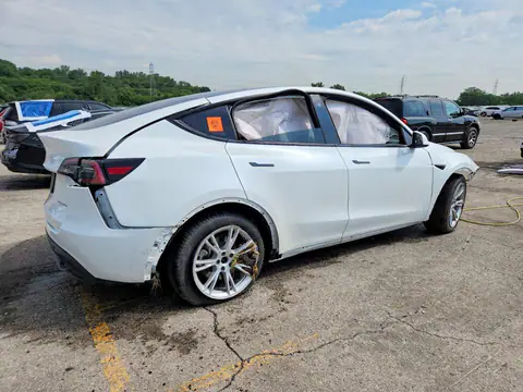 5YJYGDEE9MF270376 — 2021 Tesla Model Y, фото 3 с аукциона Copart 30.09.2026, Передняя часть