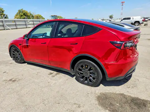 5YJYGAED5MF177084 — 2021 Tesla Model Y, photo 2 from Copart 16.10.2026, Front end
