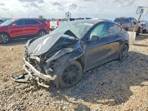 5YJYGDED2MF107446 — 2021 Tesla Model Y, ПЕРЕДНЯЯ ЧАСТЬ (Front End), фото до ремонта