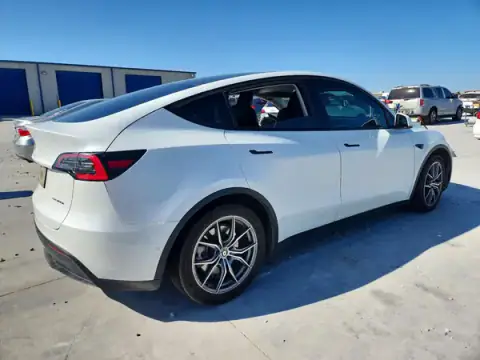 5YJYGDEE3MF082243 — 2021 Tesla Model Y, zdjęcie 3 z Copart, Bok