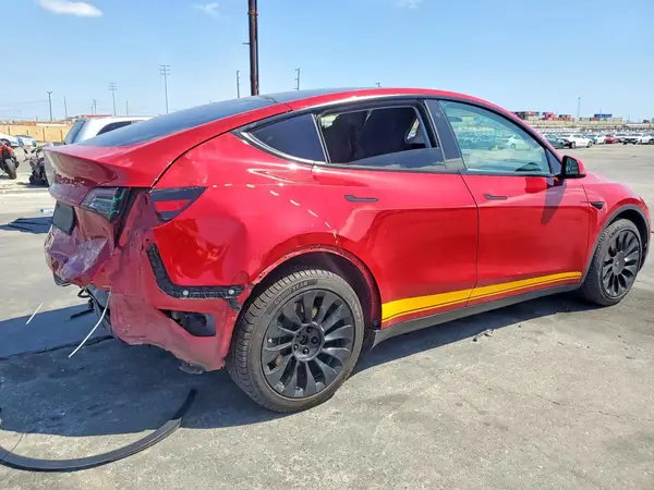 5YJYGDEE0MF096522 — 2021 Tesla Model Y, фото 3 с аукциона Copart, Задняя часть