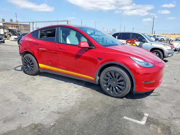 5YJYGDEE0MF096522 — 2021 Tesla Model Y, фото 4 с аукциона Copart, Задняя часть