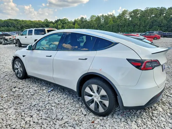 5YJYGDEE7MF253009 — 2021 Tesla Model Y, zdjęcie 2 z Copart, Przód