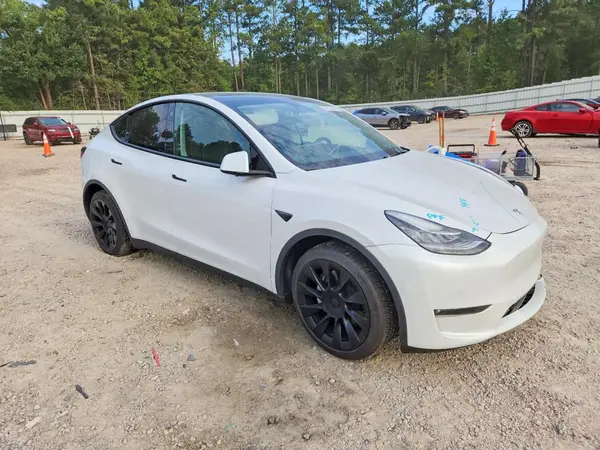 5YJYGDEE6MF232166 — 2021 Tesla Model Y, фото 4 с аукциона Copart 16.10.2026, Передняя часть