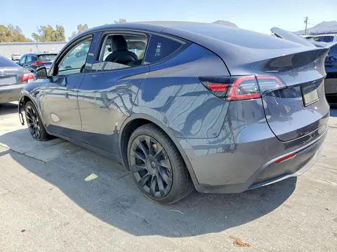 2021 Tesla Model Y VIN 5YJYGAEE8MF276765 фото 2