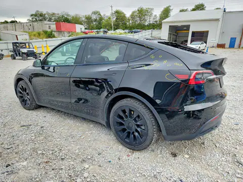 2021 TESLA MODEL Y VIN 5YJYGDEE9MF068251 фото 2