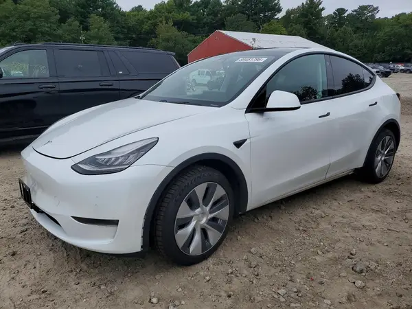 5YJYGDEE9MF075183 Tesla Model Y 2021 — uszkodzenie Uszkodzenia podwozia, zdjęcie przed naprawą