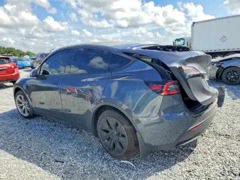 5YJYGDEE8MF086594 — 2021 Tesla Model Y, foto 2 de Copart, Parte trasera