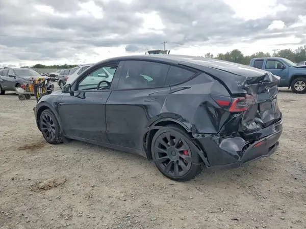5YJYGAEE7MF251551 — 2021 Tesla Model Y, zdjęcie 2 z Copart, Tył