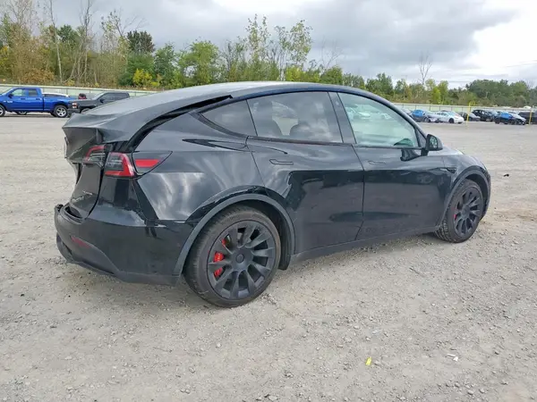 5YJYGAEE7MF251551 — 2021 Tesla Model Y, zdjęcie 3 z Copart, Tył