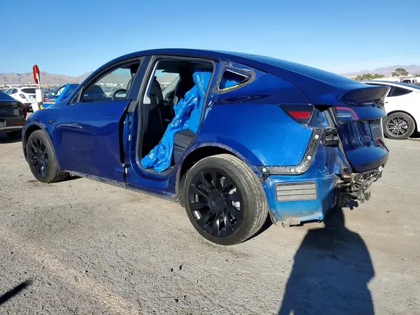 5YJYGAEE3MF287303 — 2021 Tesla Model Y, zdjęcie 2 z Copart, Bok