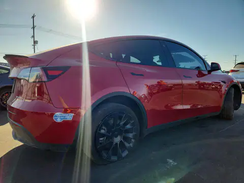 5YJYGDEE9MF199423 — 2021 Tesla Model Y, photo 3 from Copart 19.10.2026, Front end