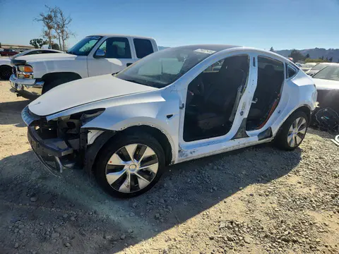 2021 Tesla Model Y VIN 5YJYGDEE8MF232010 фото 1