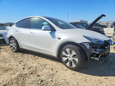 2021 Tesla Model Y VIN 5YJYGDEE8MF232010 фото 4