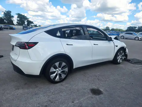 5YJYGDEE1MF265723 — 2021 Tesla Model Y, zdjęcie 3 z Copart 27.10.2026, Przód