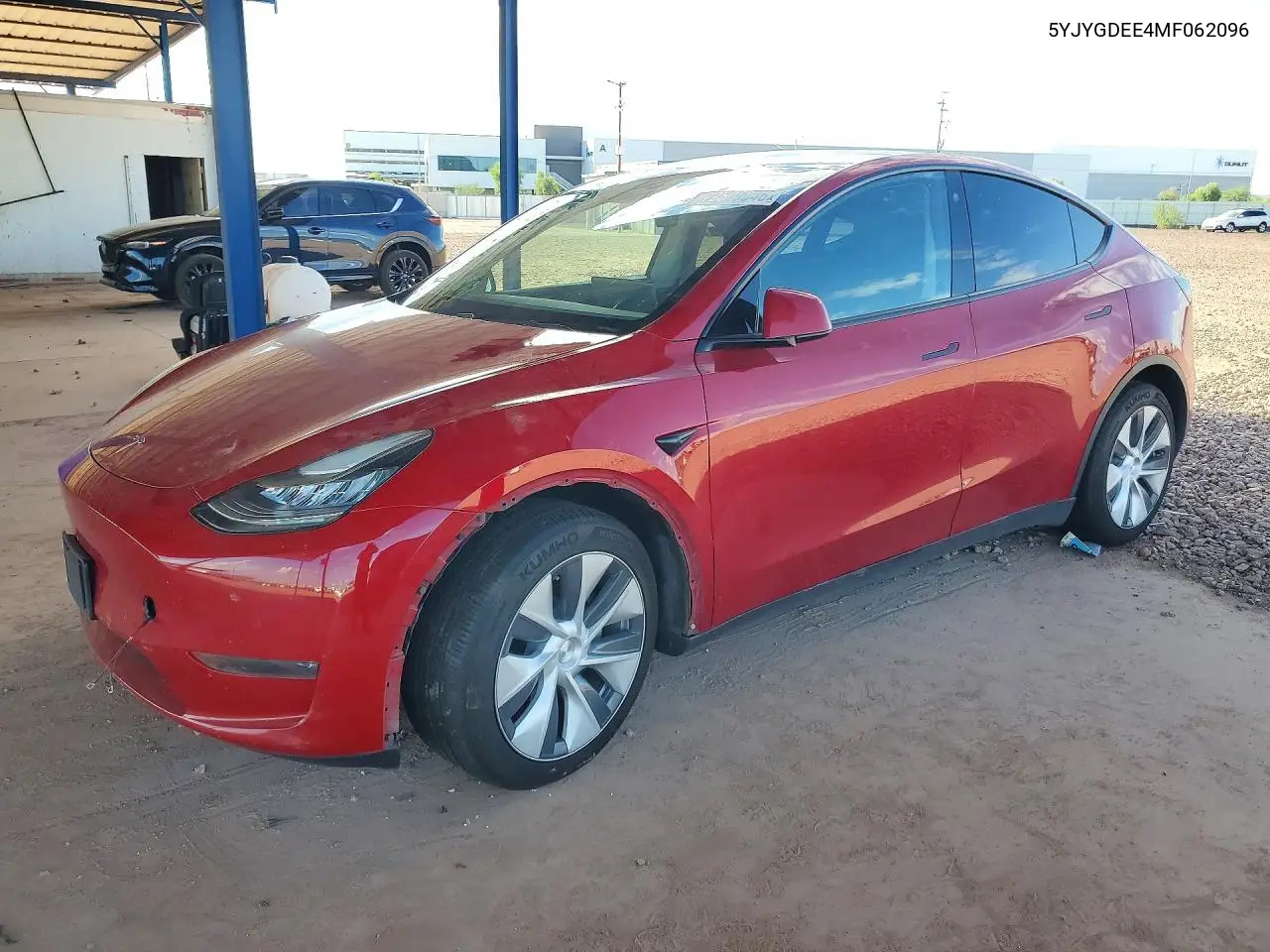 2021 Tesla Model Y VIN 5YJYGDEE4MF062096 фото 1
