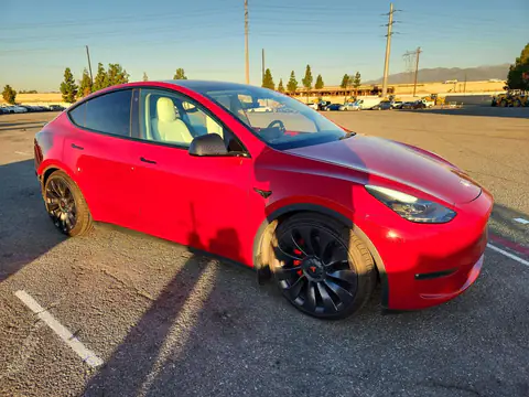 5YJYGDEF9MF197115 — 2021 Tesla Model Y, photo 4 from Copart, Front end